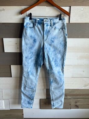 Universal Thread High Rise Skinny Acid Wash Jeans